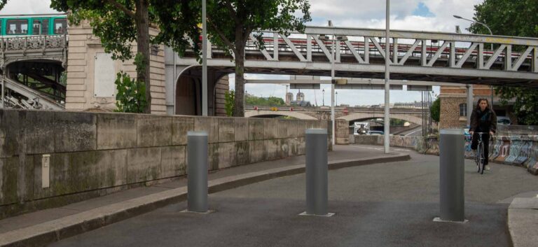 Automatiske pullerter fra Amco Les Escamotables i drift